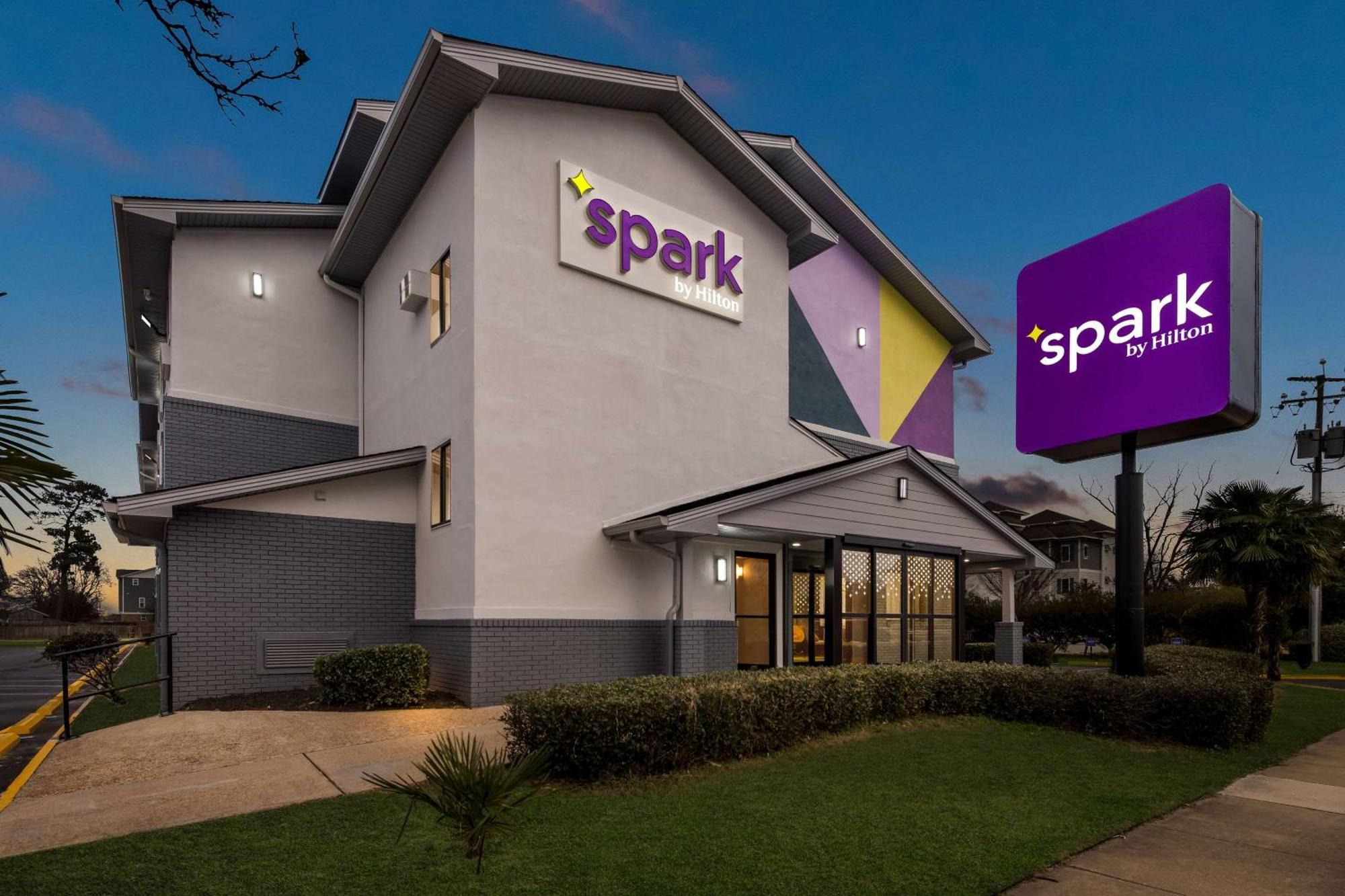 Spark By Hilton Hotel