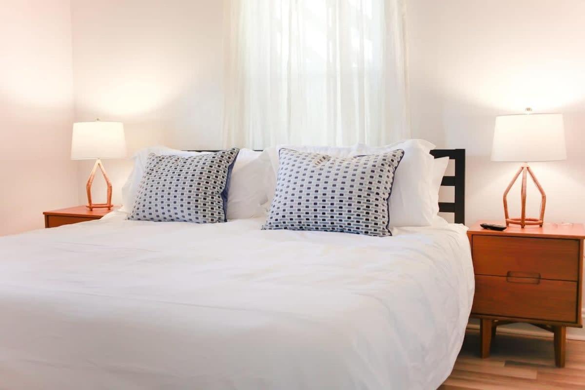 Sojourn Bayfront 2 Br Apartment
