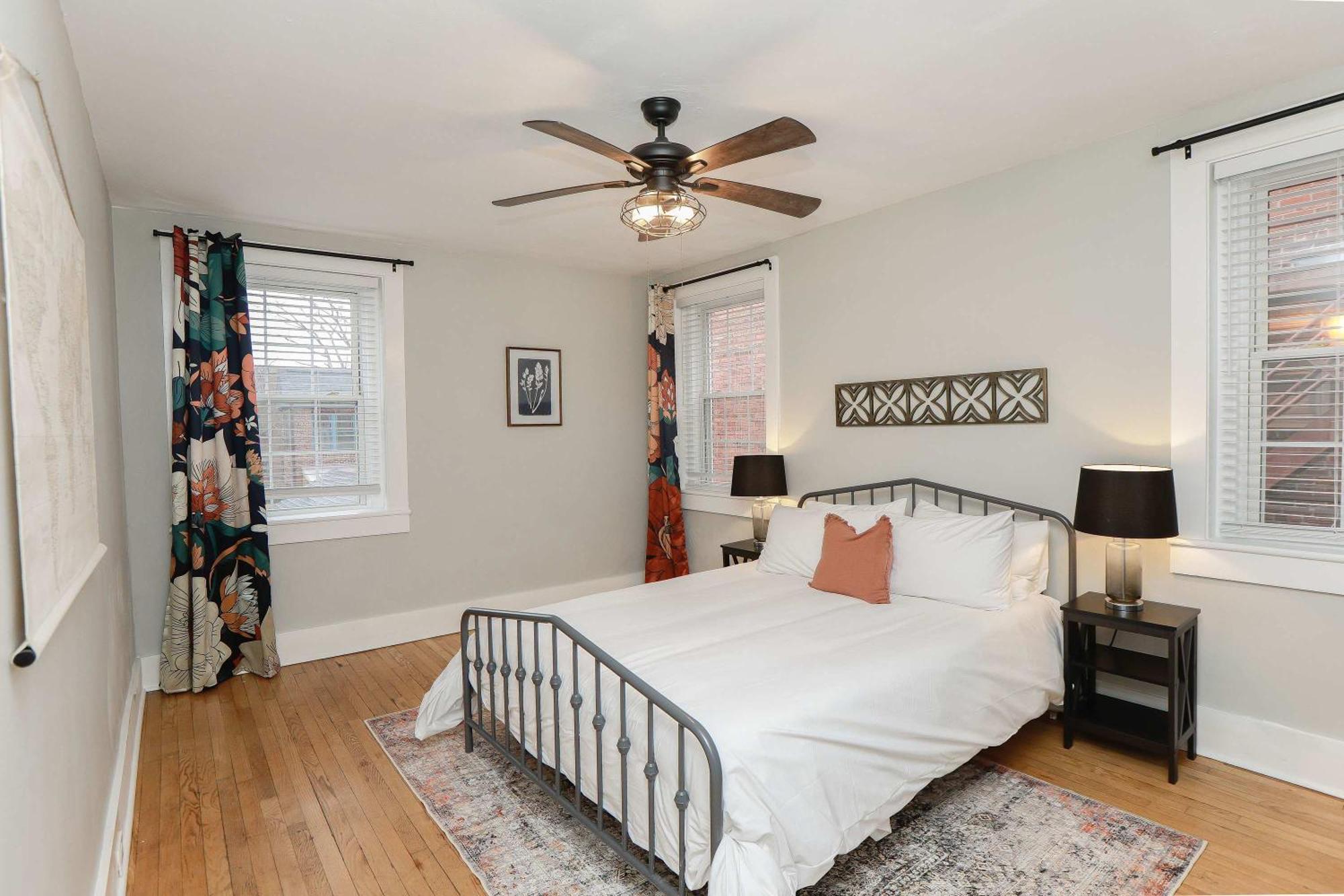 Apartment Sojourn At Colley Manor Unit 4