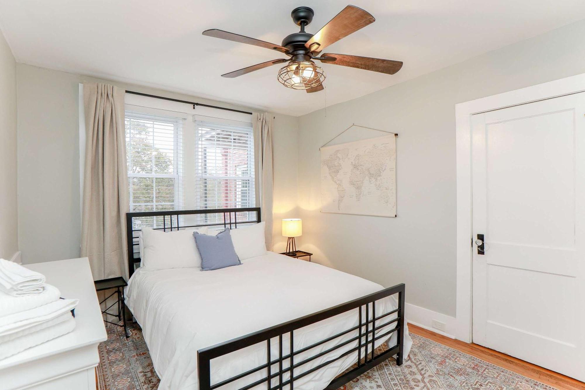 Apartment Sojourn At Colley Manor Unit 5 *