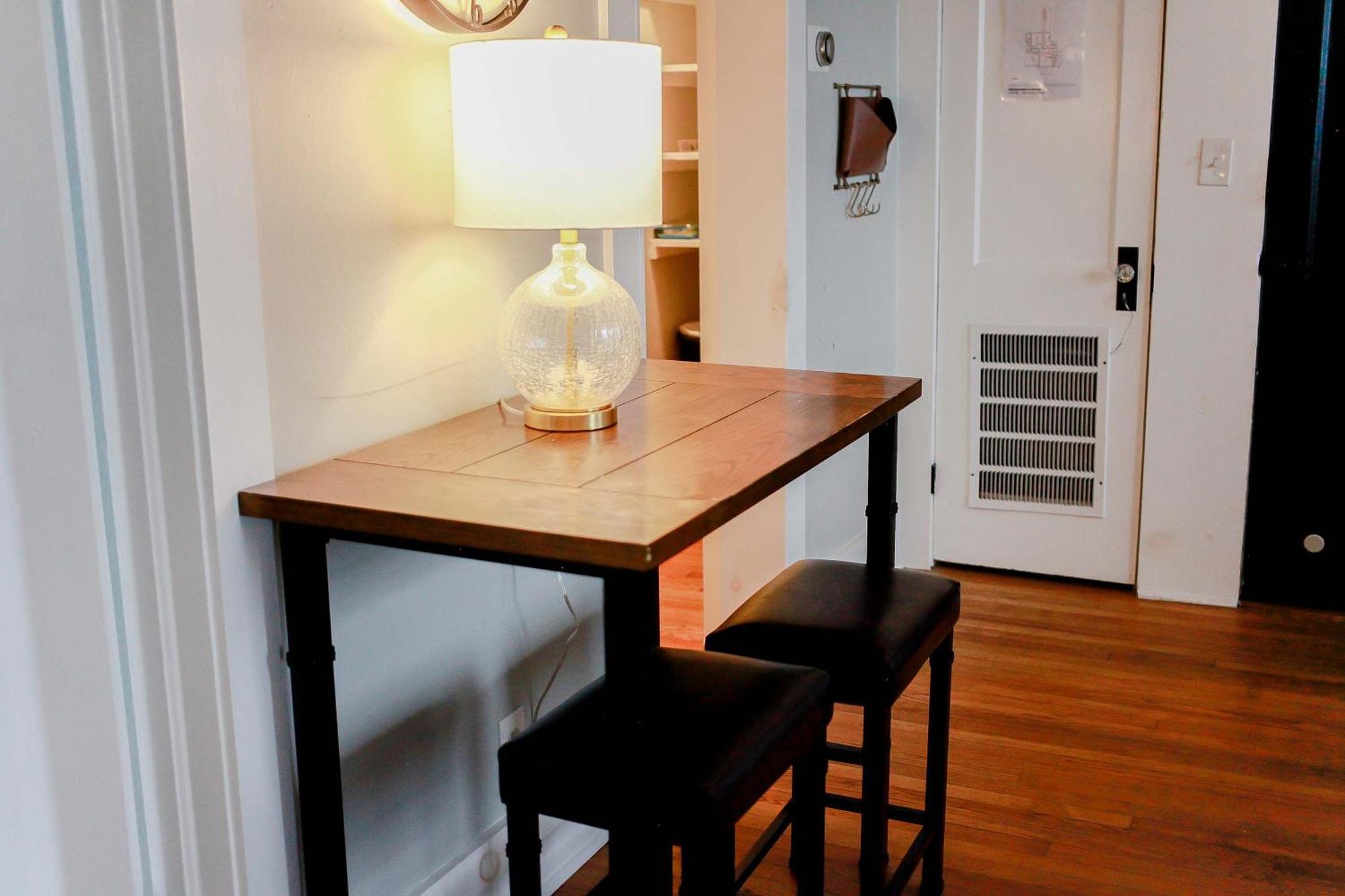 Apartment Sojourn At Colley Manor Unit 5 Sleeps 4 *
