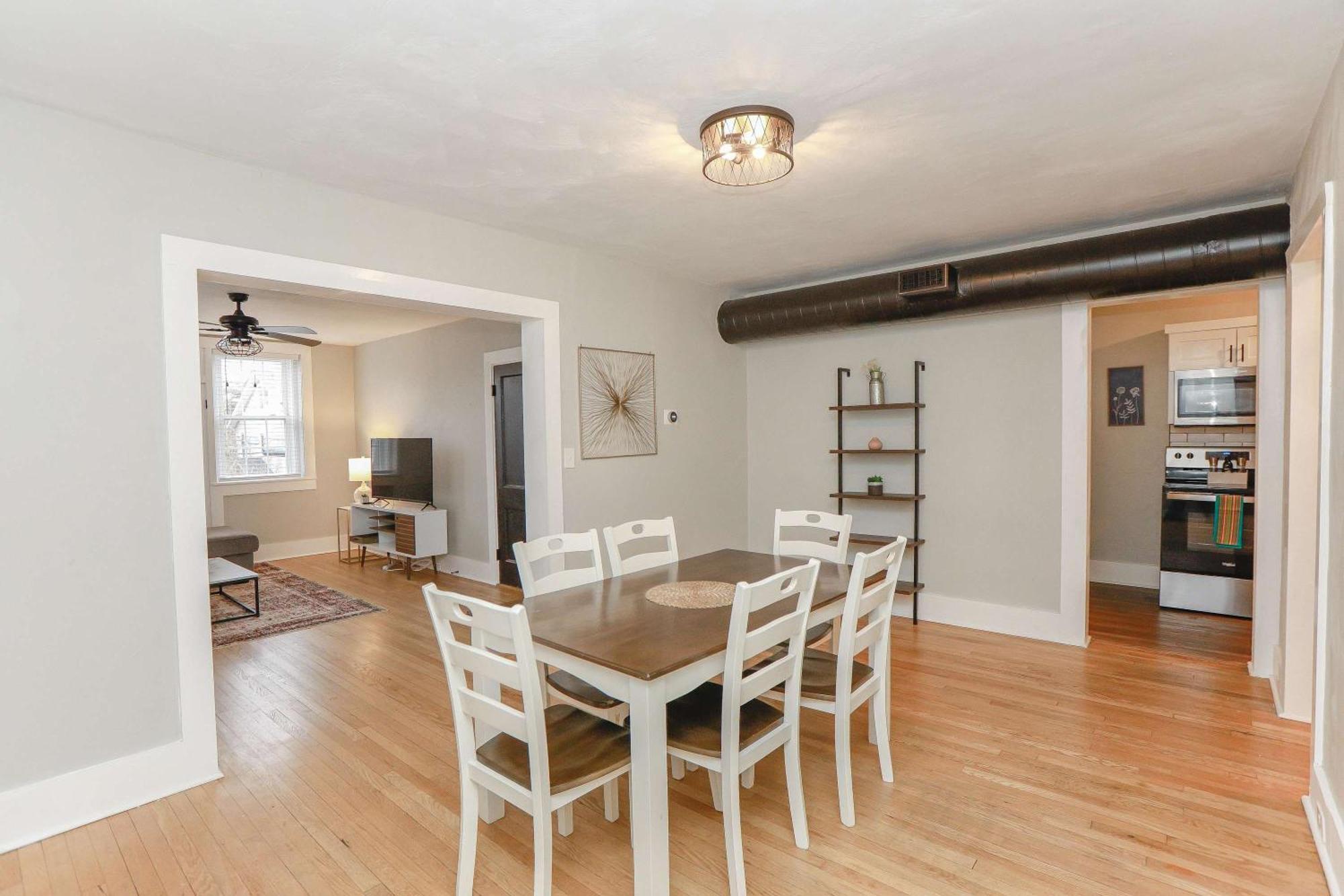 Apartment Sojourn At Colley Manor Unit 4 Sleeps 4