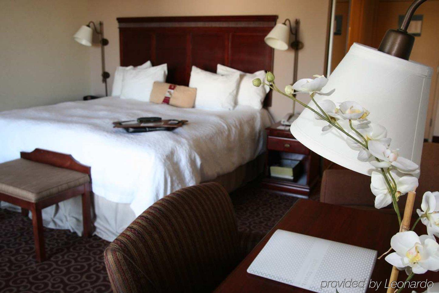 Hampton & Norfolk-airport Hotel 3*