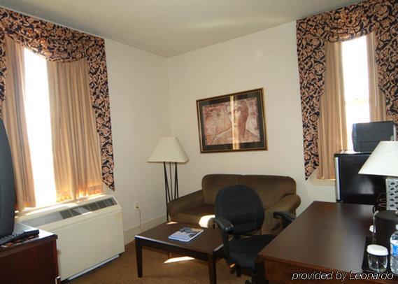 Tazewell Downtown, An Ascend Collection Member