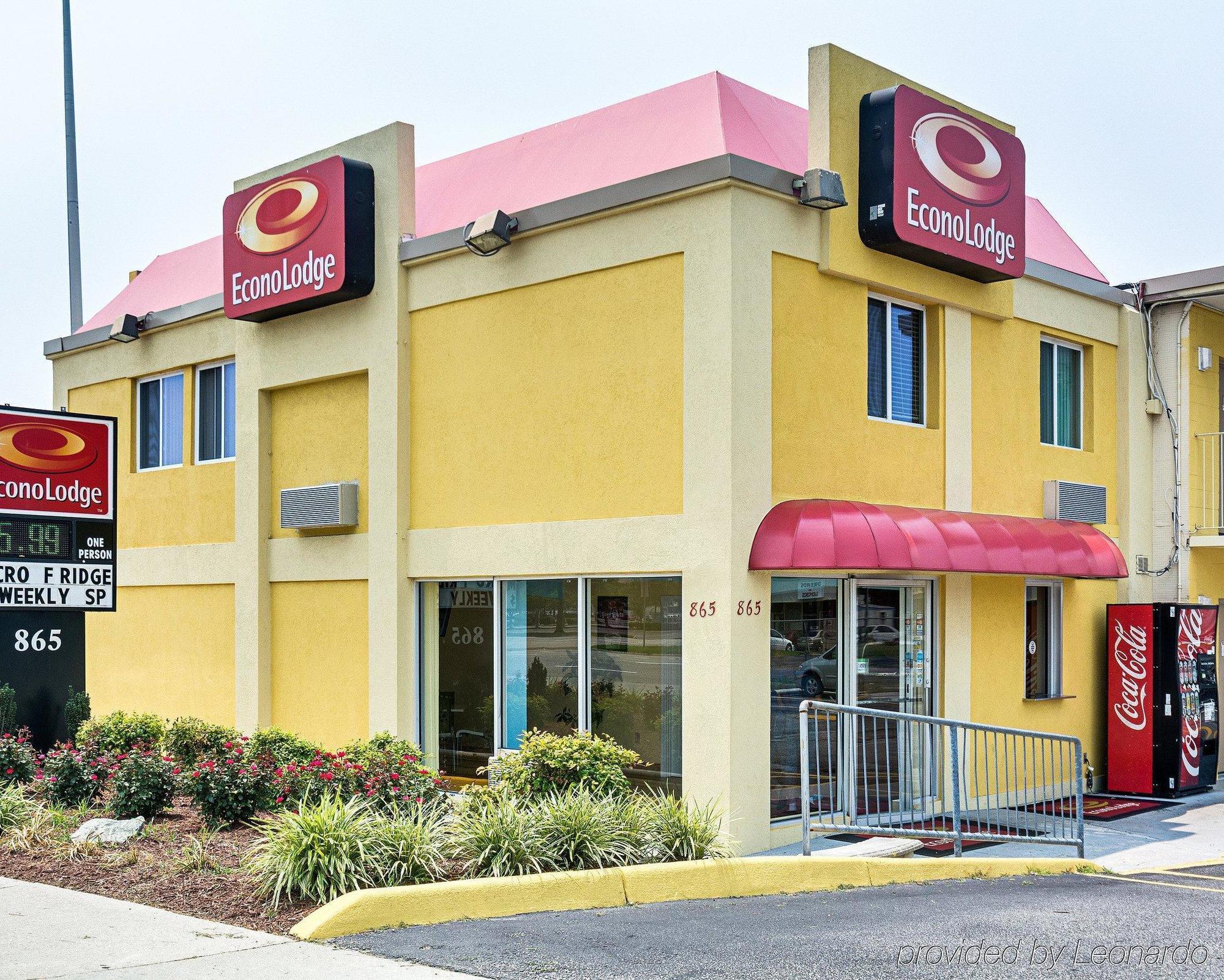 Econo At Military Circle Norfolk