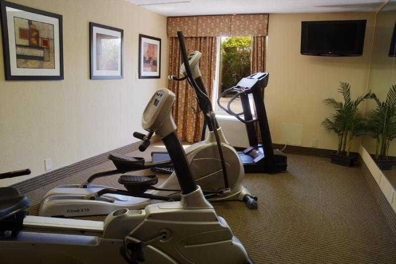 Hampton Norfolk-naval Base Hotel Norfolk