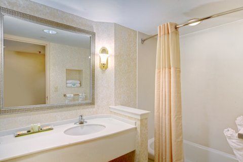 Hotel Delta By Marriott Airport Norfolk