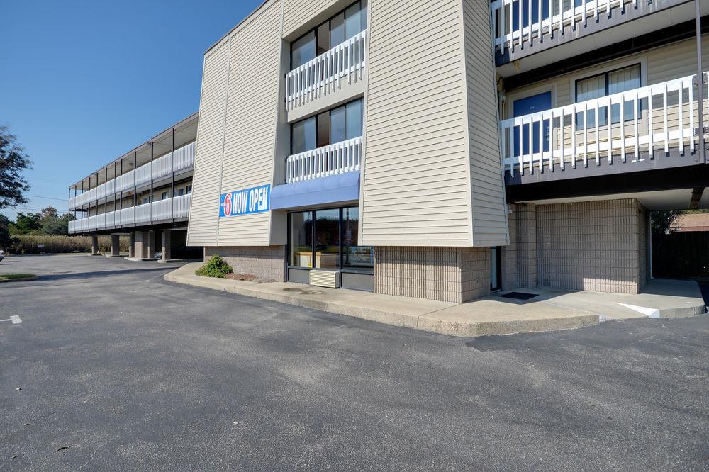 Hotel Budget Inn-norfolk, Va - Oceanview