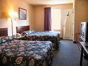 Intown Suites Extended Stay Norfolk Va 2*