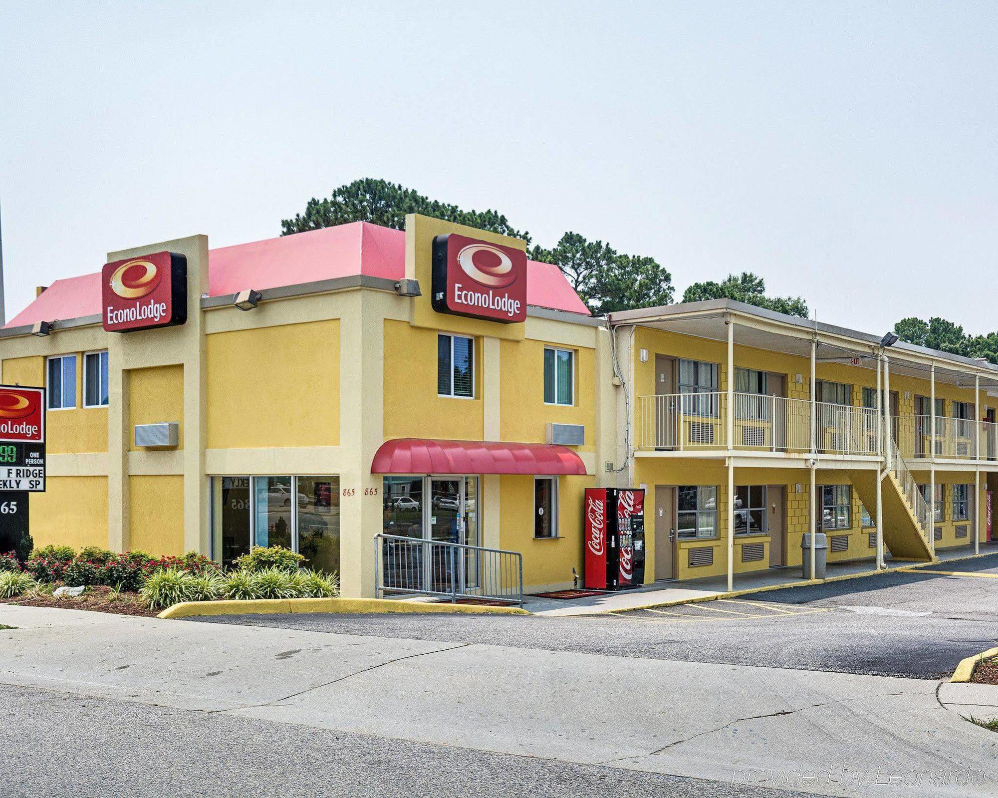 Econo At Military Circle Norfolk