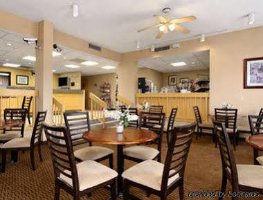 Motel Days By Wyndham Airport 2*