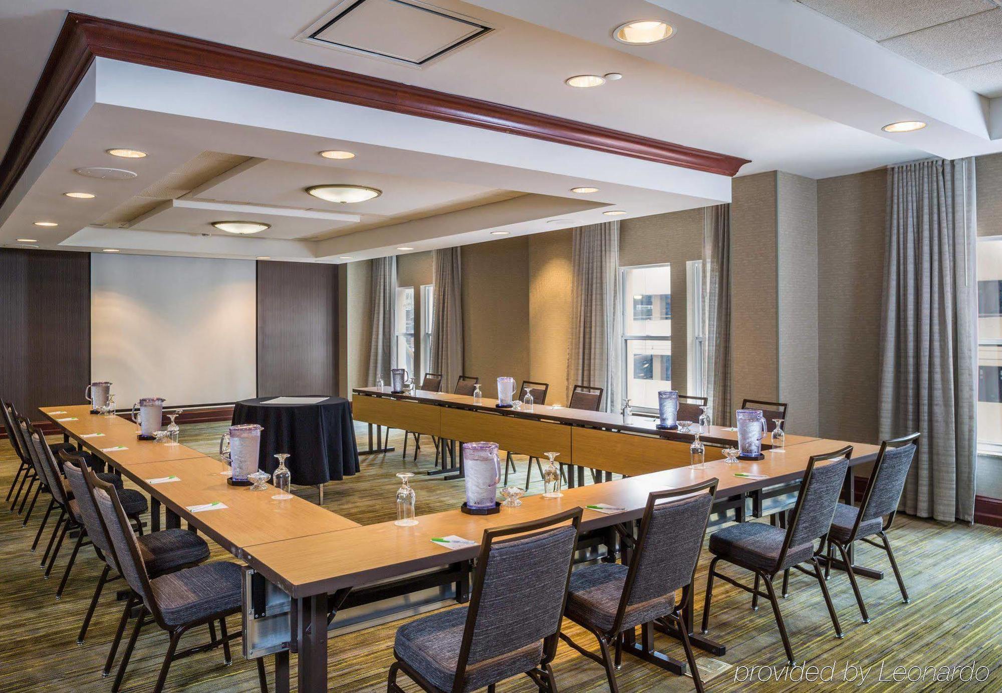 Hotel Courtyard By Marriott Downtown 3*