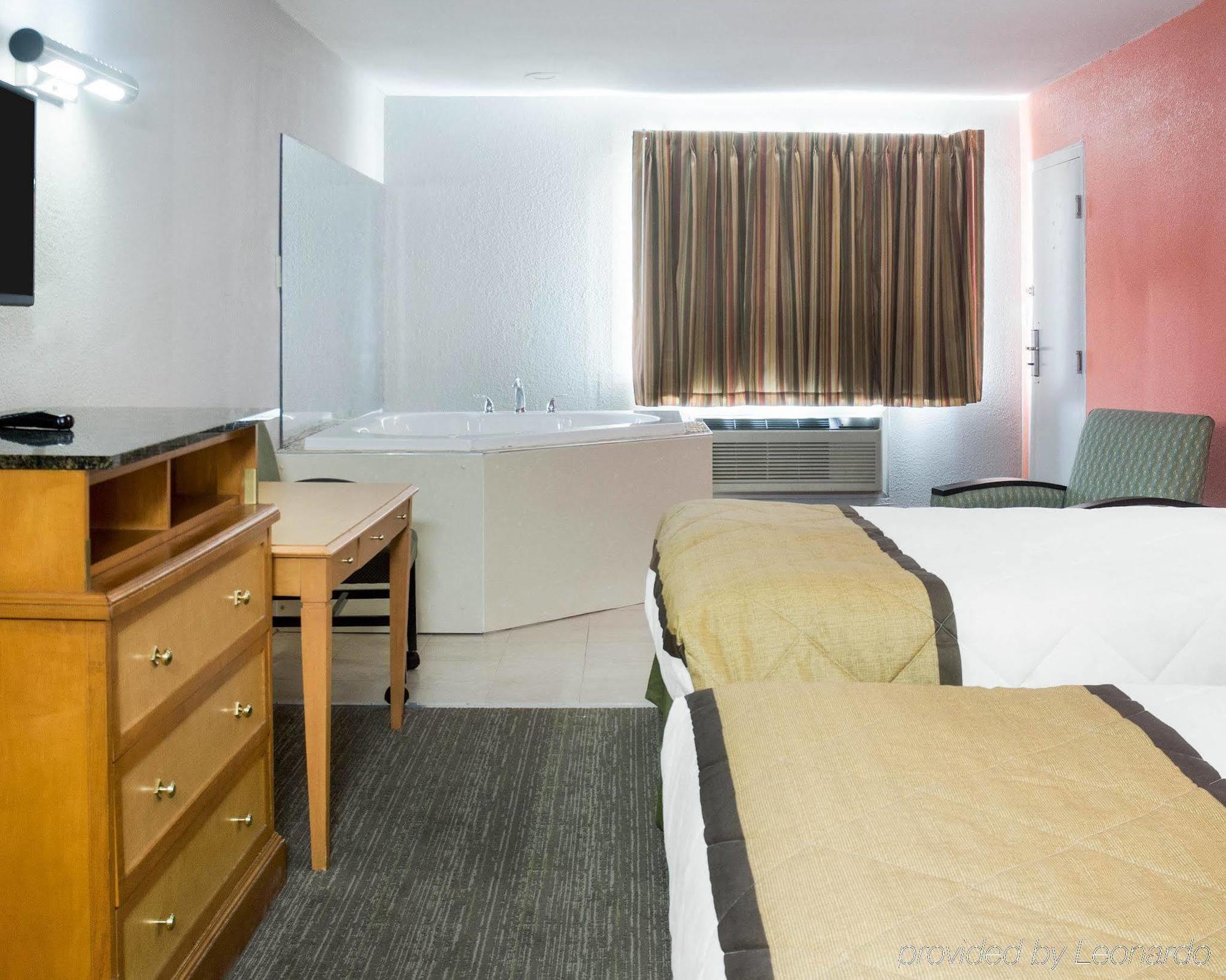 Econo Airport Hotel Norfolk