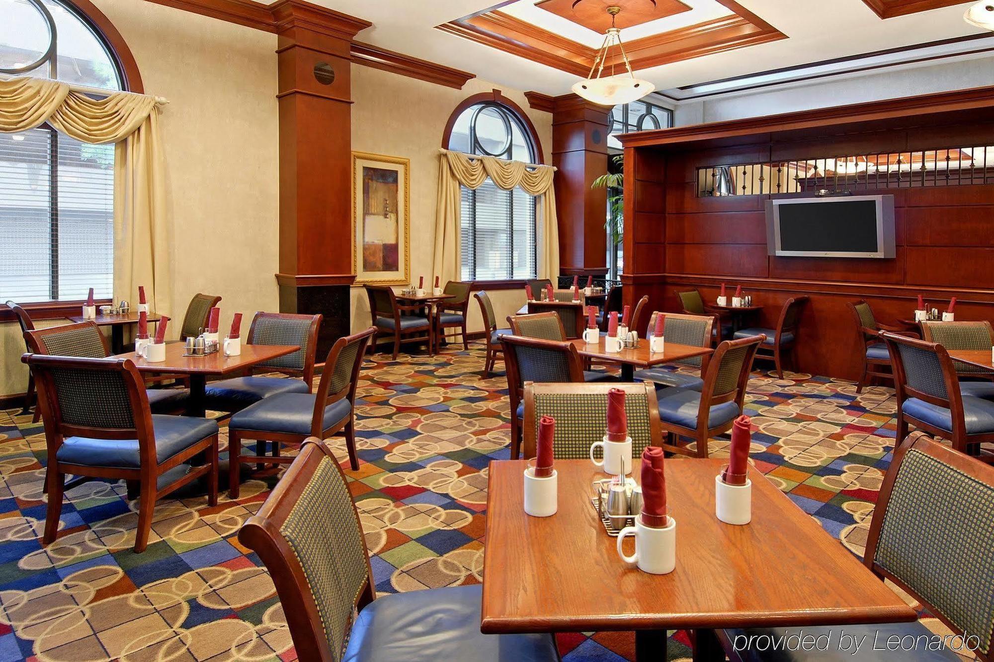 Hotel Courtyard By Marriott Downtown 3*
