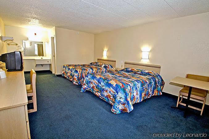 Hotel 6-norfolk, Va
