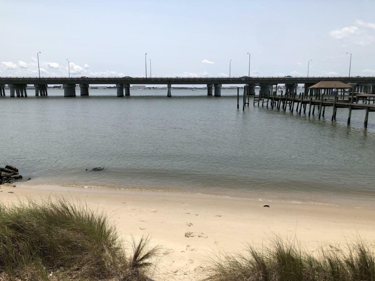 Holiday home Harbor Delight On The Bay - Private Sandy Beach! *