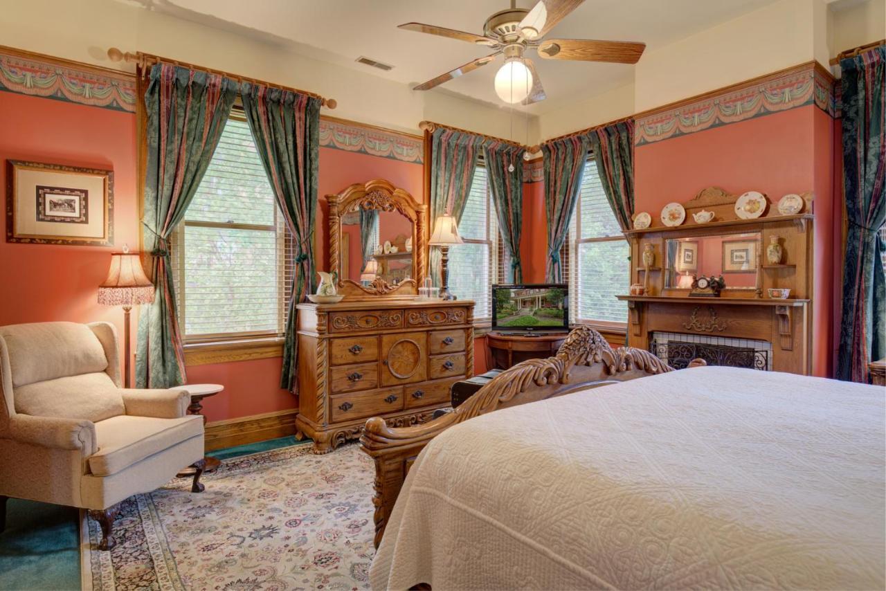 Page House Bed & Breakfast *