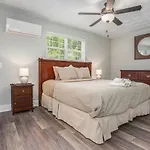 Bay Haven Linkhorn Suite