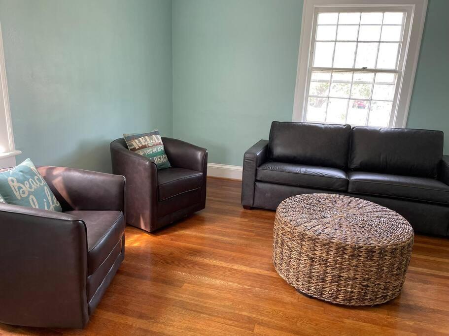 Villa Coastal Getaway At Ocean View Norfolk