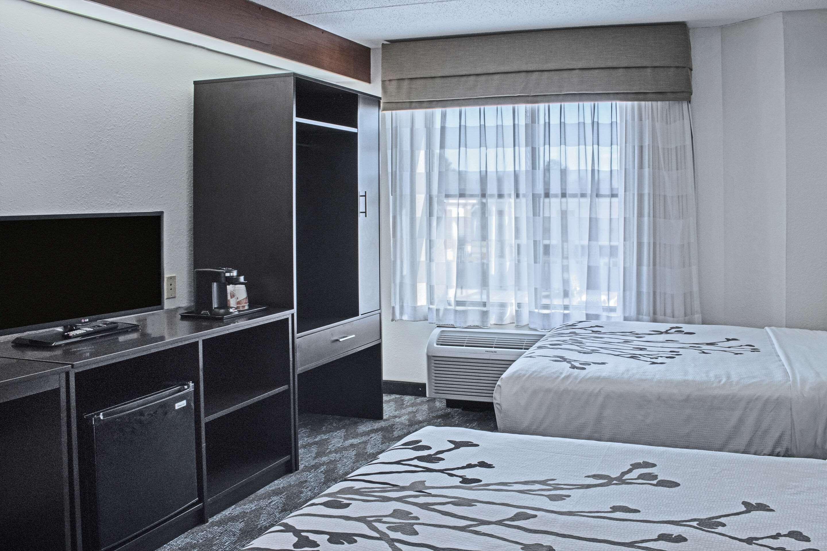 Inn Sleep Wright - Airport 2*