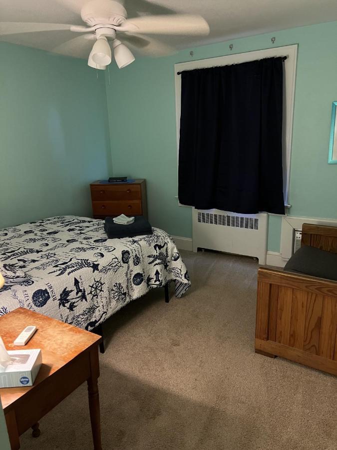 Historic Side Getaway - Pet Friendly, Wifi