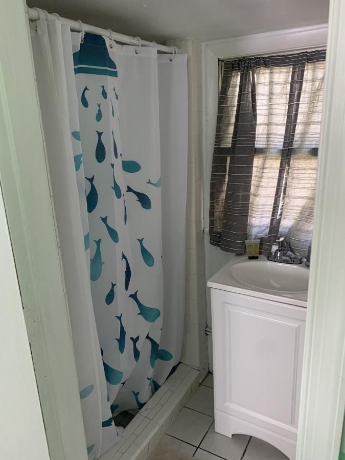 The Boat House - Water Front, Wifi, Pet Friendly