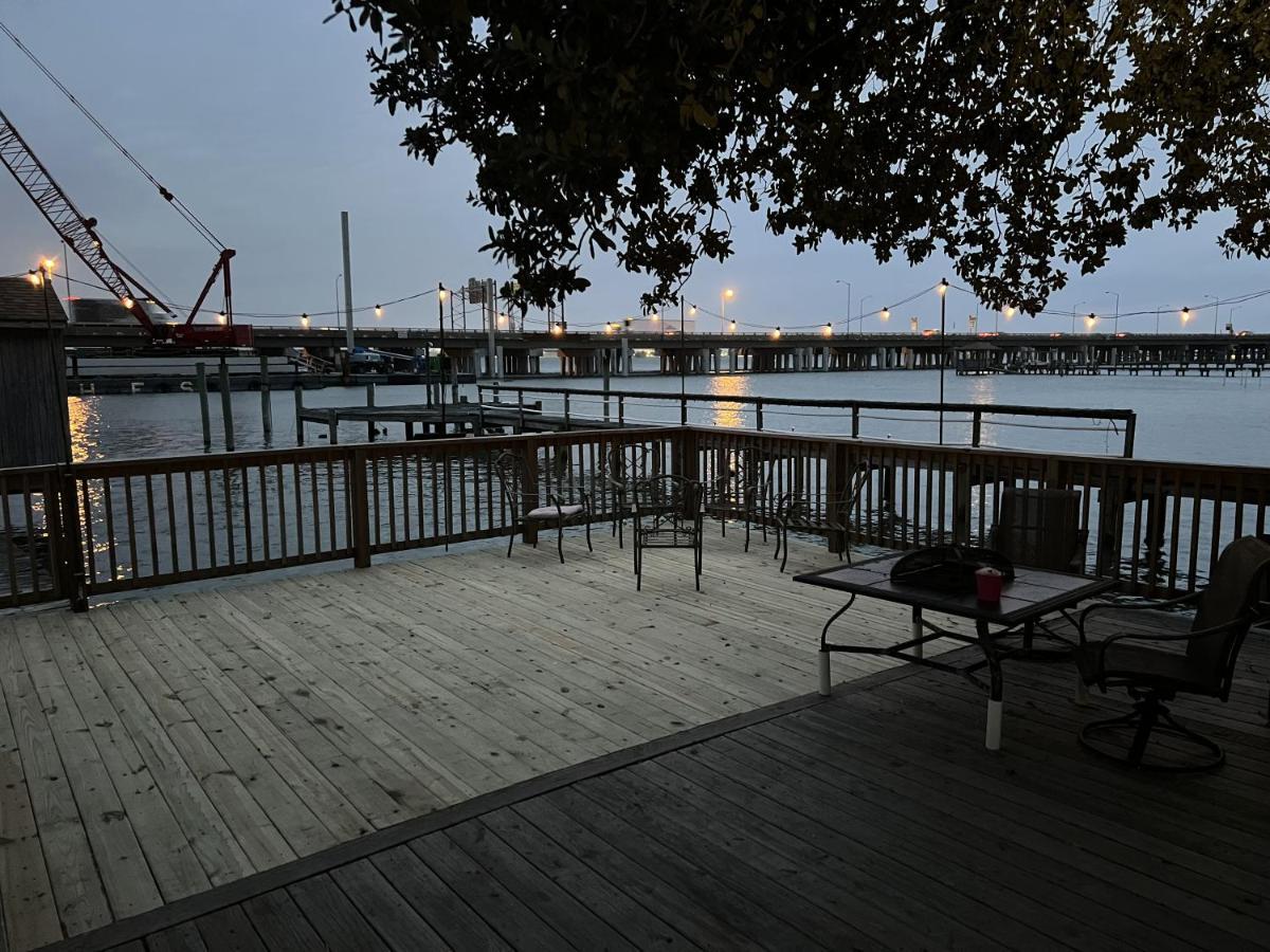 Apartment Boat House - Water Front Pets Wifi Smart Tv Apts Norfolk