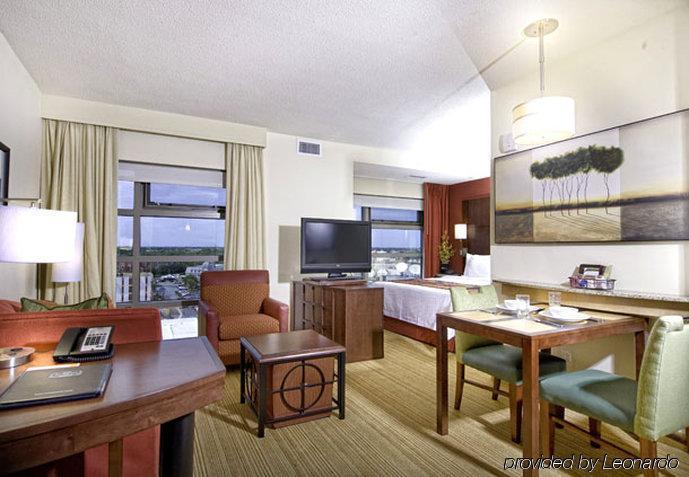 Hotel Downtown
