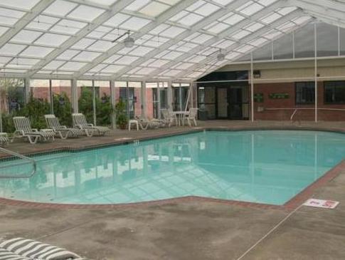 Sleep Wright - Airport Inn 2*