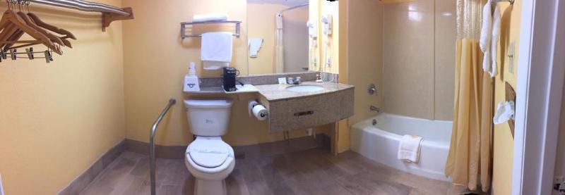 Hotel Days By Wyndham Military Circle 2*