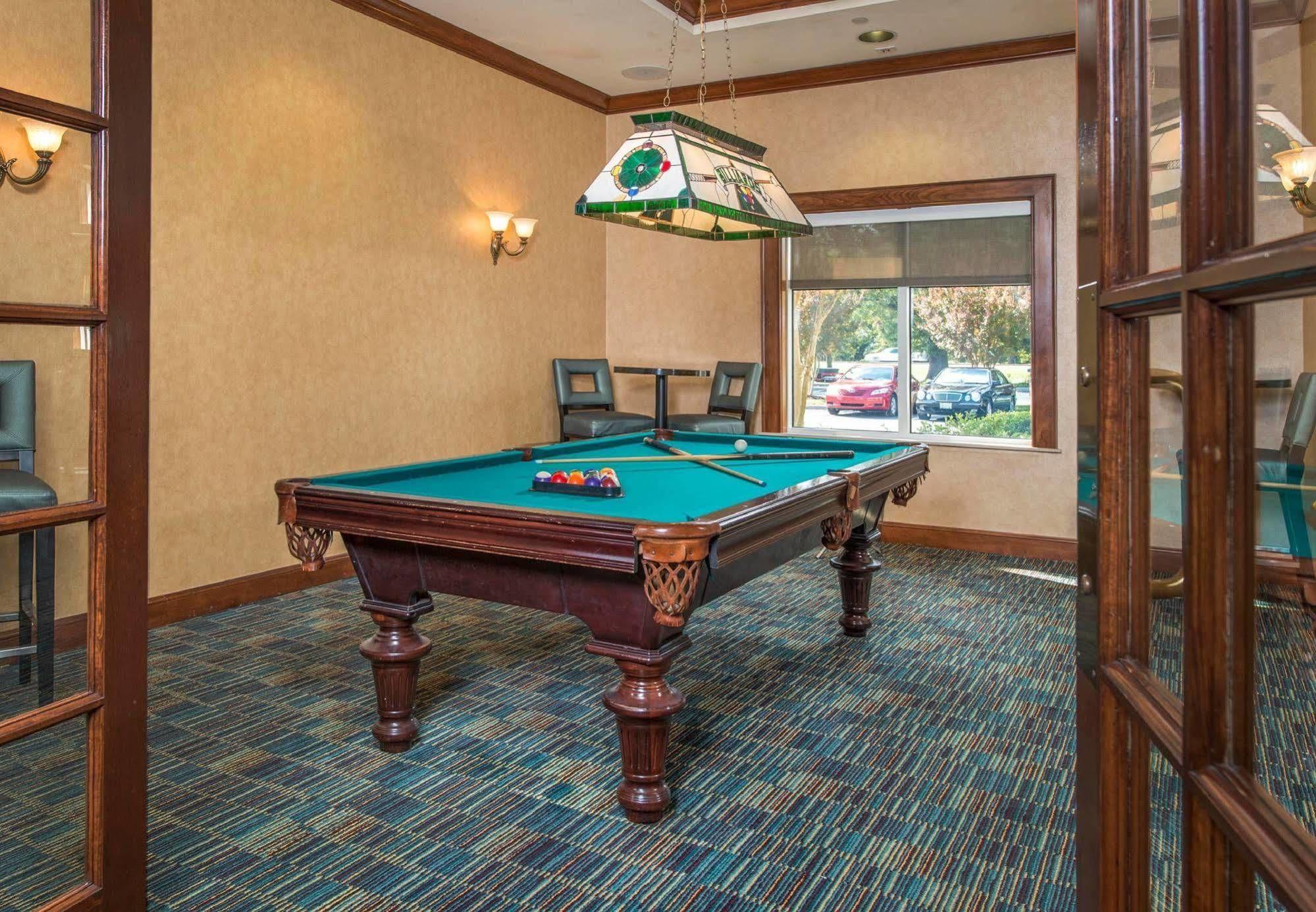 Hotel By Marriott Airport Norfolk