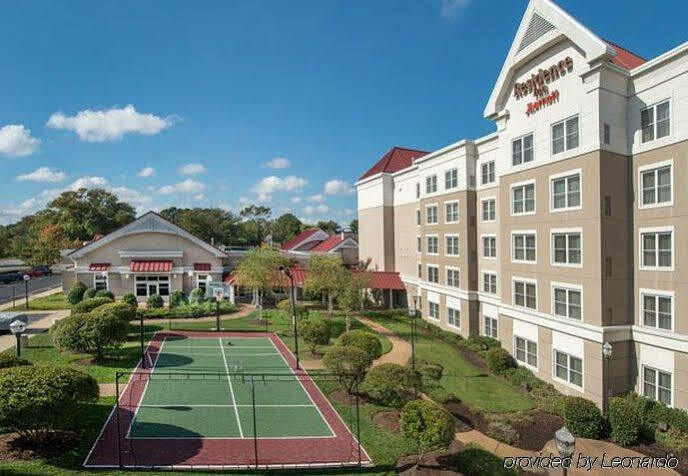 Hotel By Marriott Airport 3*